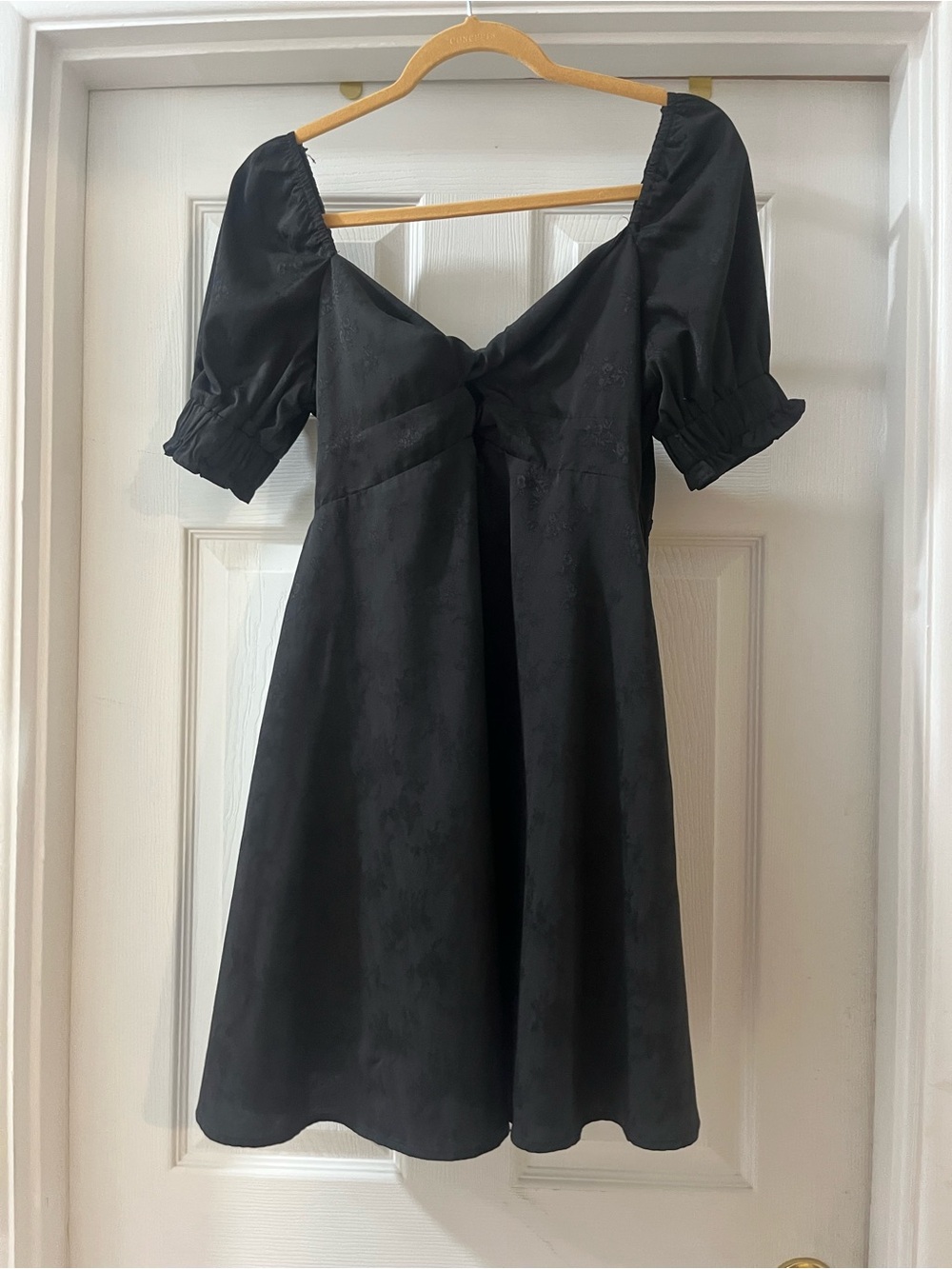 Gianni Bini Black Puff Sleeve Sweetheart Mini Dress